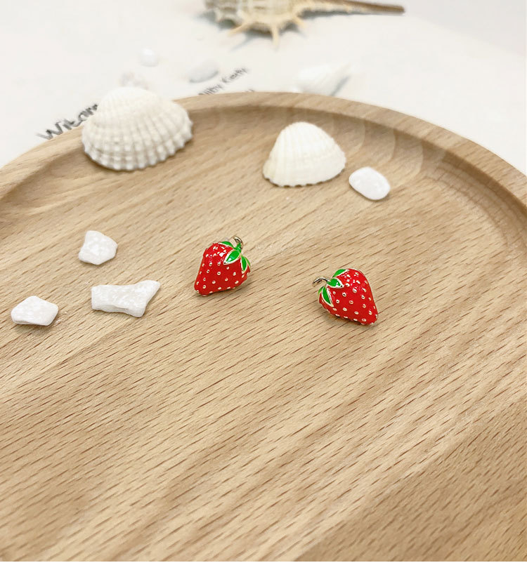 Акриловые серьги с клубникой,  – обзор и цена Street Fashion Earrings