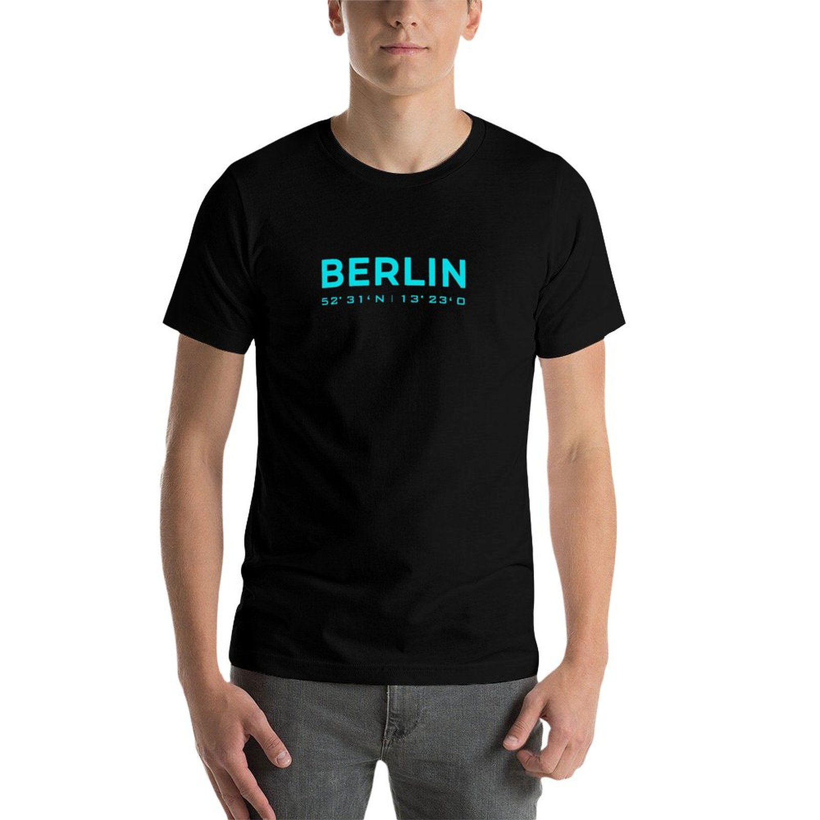 Футболка с изображением дома Б – обзор и цена Street Fashion Berlin