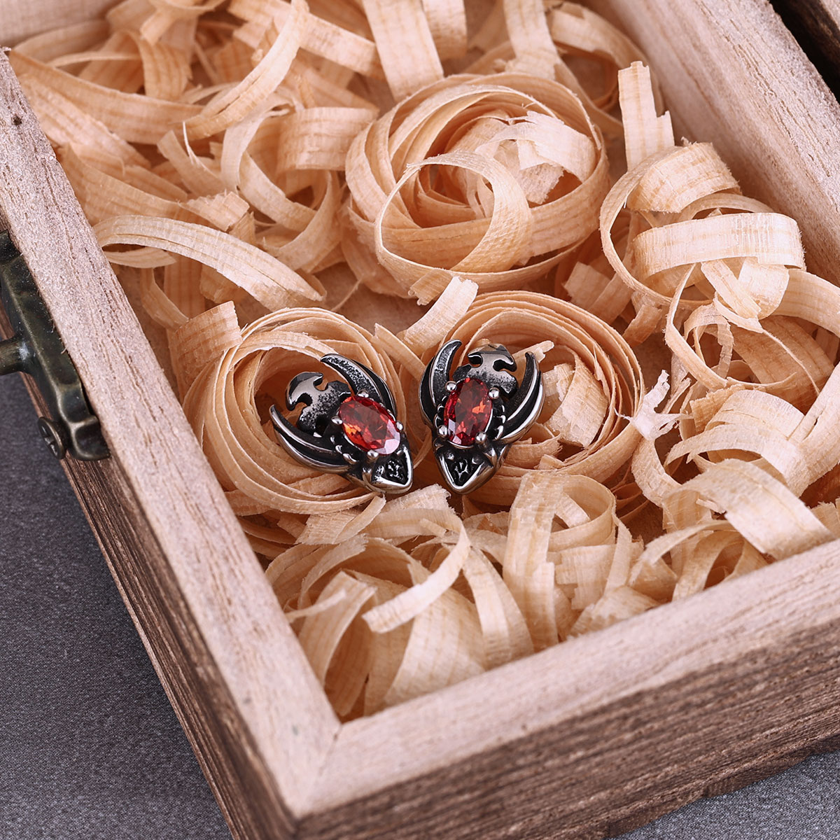 Индивидуальные модные серьги б – обзор и цена Street Fashion Earrings